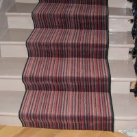 Exemple de revêtement d'une descente d'escalier en rénovation