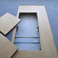 The number of panels removed at the same time must be limited