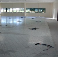 Faible hauteur, faible poids, montage et démontage faciles